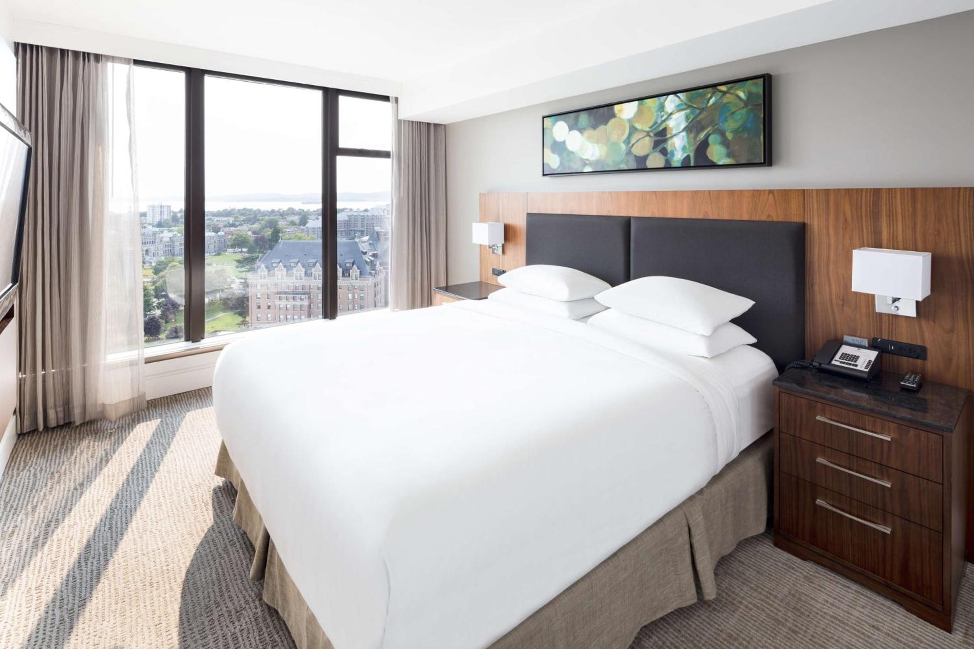 Doubletree By Hilton & Victoria