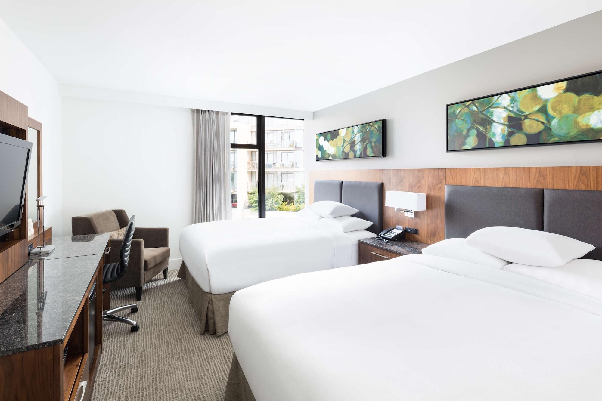 Hotel Doubletree By Hilton & Victoria